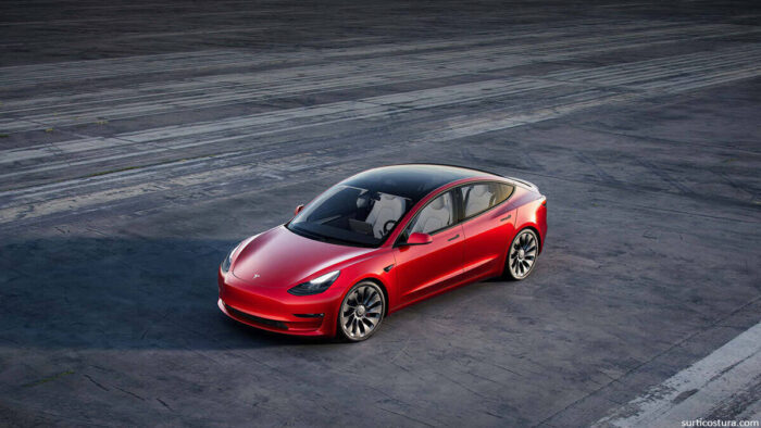 Tesla Tesla Inc จะลดต้นทุนการประกอบรถยนต์รุ่นอนาคตลงครึ่งหนึ่ง วิศวกรบอกกับนักลงทุน แต่ประธานเจ้าหน้าที่บริหาร Elon Musk ไม่ได้เปิด