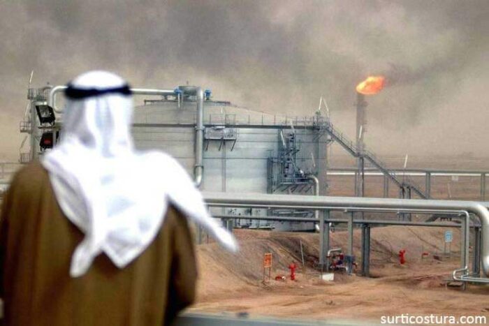 Saudi Arabia to cut ซาอุดีอาระเบียกล่าวว่าจะลดปริมาณน้ำมันที่ส่งไปยังเศรษฐกิจโลกลงหนึ่งล้านบาร์เรลต่อวัน (bpd) เนื่องจากกลุ่มพันธมิตร OPEC+